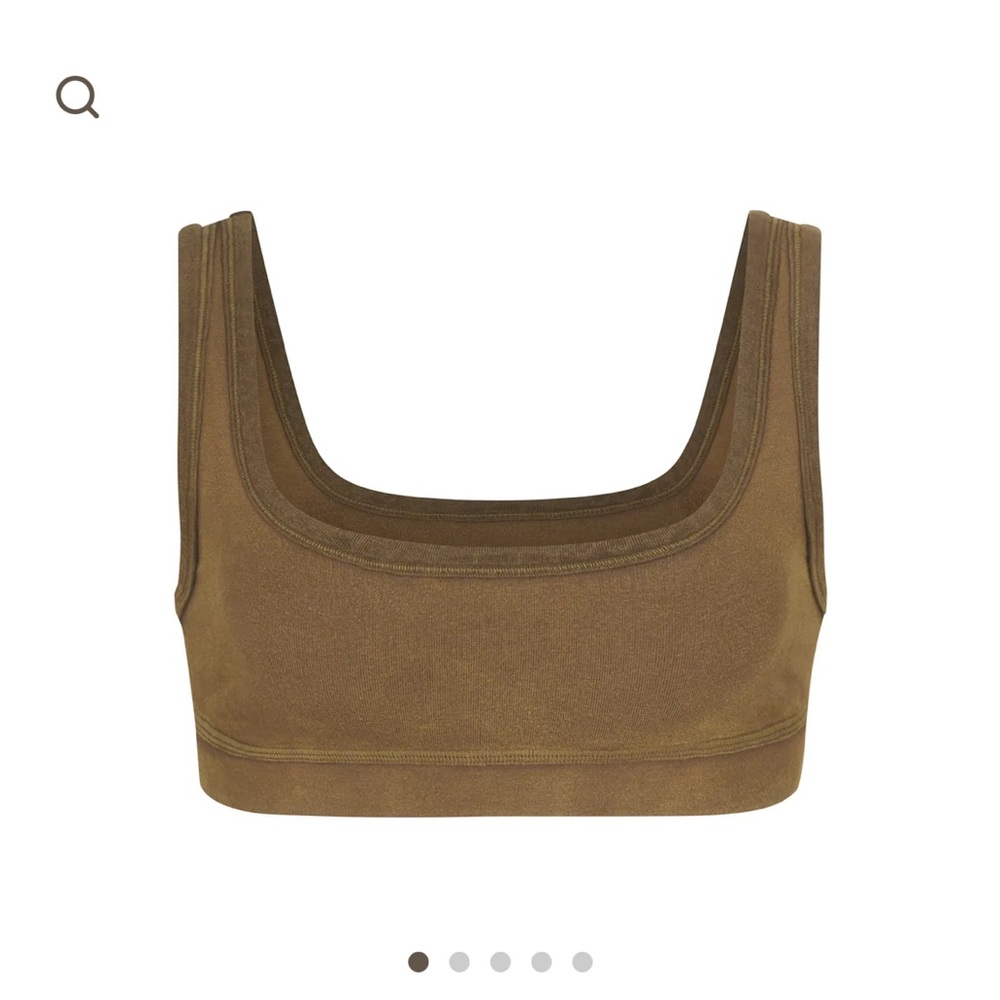 Skims sports bra so cute